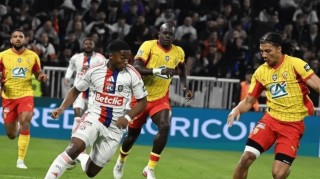 法甲第26轮焦点战：里昂VS巴黎FC